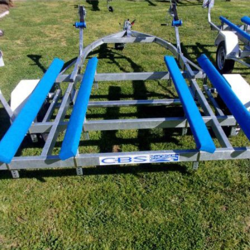 Remolque CBS para dos motos acuáticas (CA -560 kg) Remolque CBS para dos motos acuáticas (CA -560 kg)
