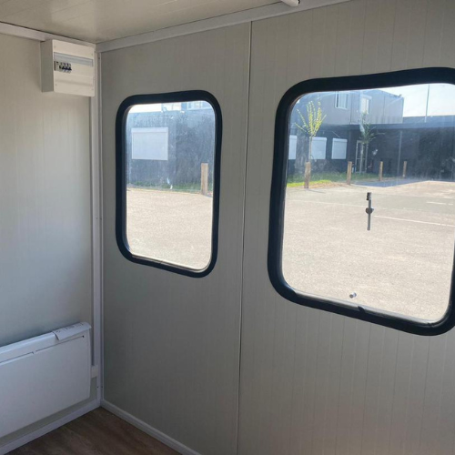 Contenedor  Puesto de Guardia  2,70 m x 2,20 m Contenedor Puesto de Guardia 2,70 m x 2,20 m